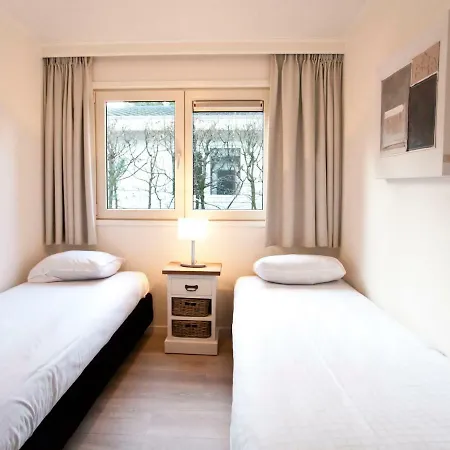 Holiday Type F.3 * Oosterhuizen